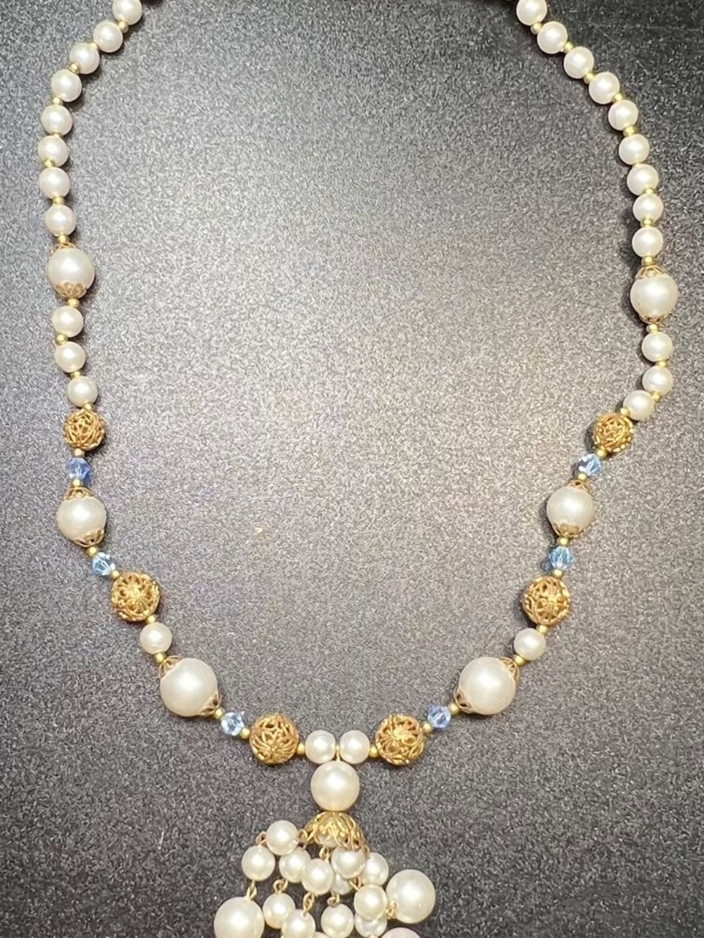 Vintage Faux Pearl Antique Gold Tone Filligree Blue Glass Tricone Bead Necklace - Picture 6 of 6